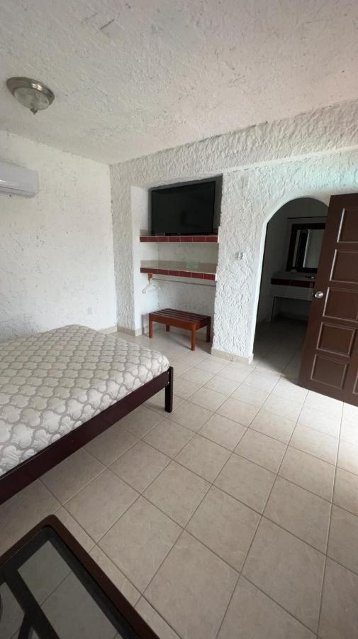 Las Palmas Hotel Corozal Exterior foto