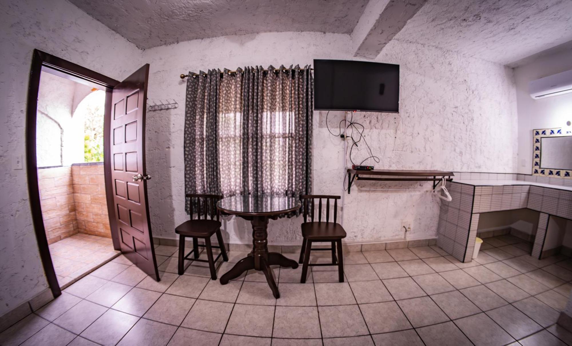 Las Palmas Hotel Corozal Exterior foto